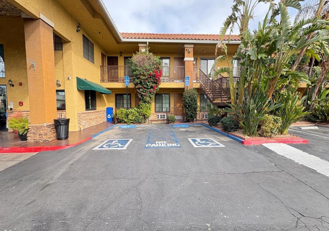 Quality Inn Hemet - San Jacinto מראה חיצוני תמונה